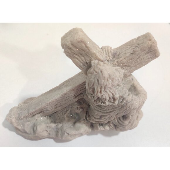 Sand Sculpture Beach Art Jesus Christ Carrying The Cross 7x2.5x5.5" Signed - Picture 7 of 16